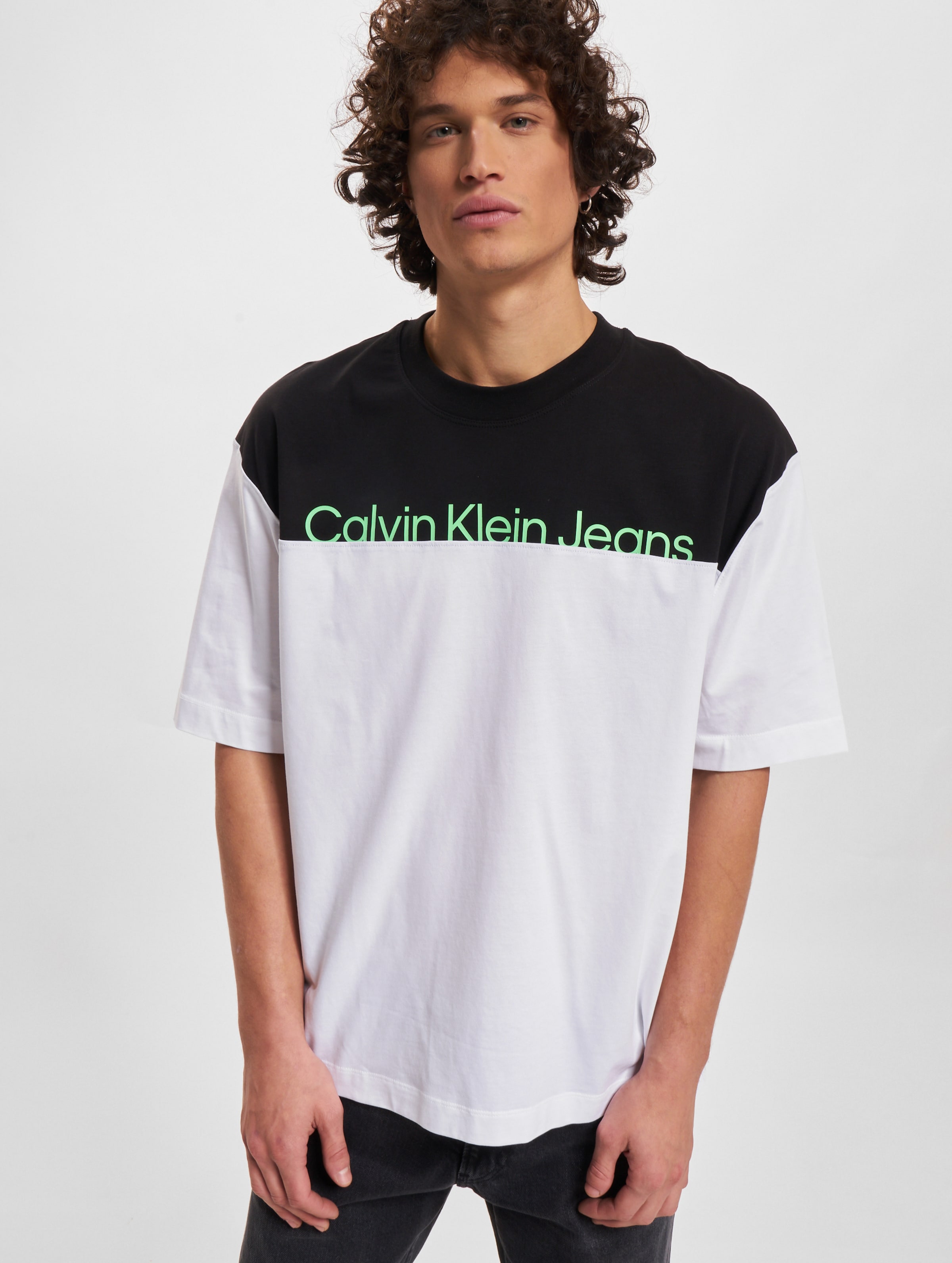 Calvin Klein Institutional Colorblock T-Shirts Mannen op kleur zwart, Maat XL