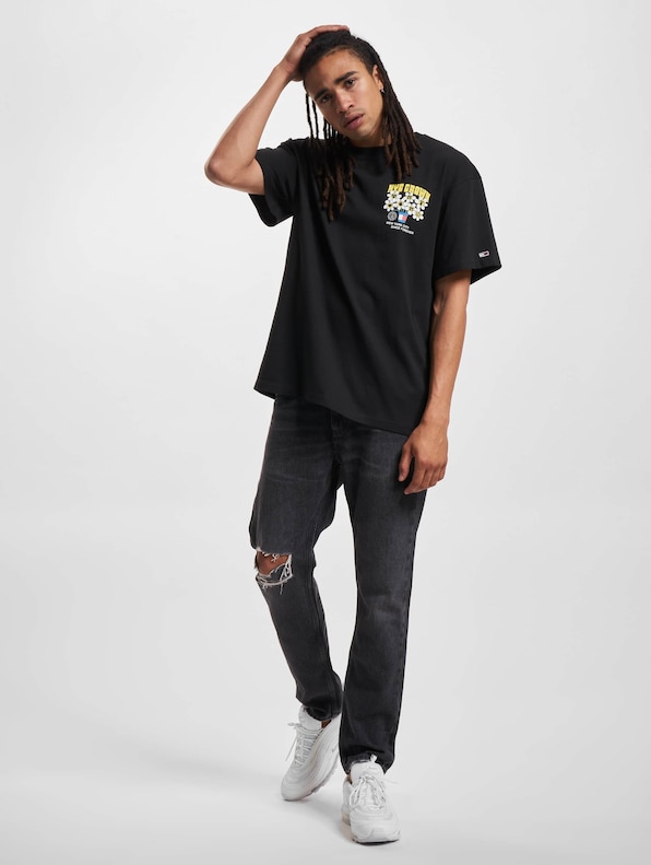 Tommy Jeans Homegrown Daisy T-Shirt-6