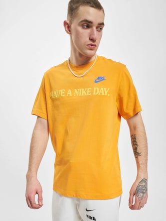 Nike Ess Stmt 4 T-Shirt
