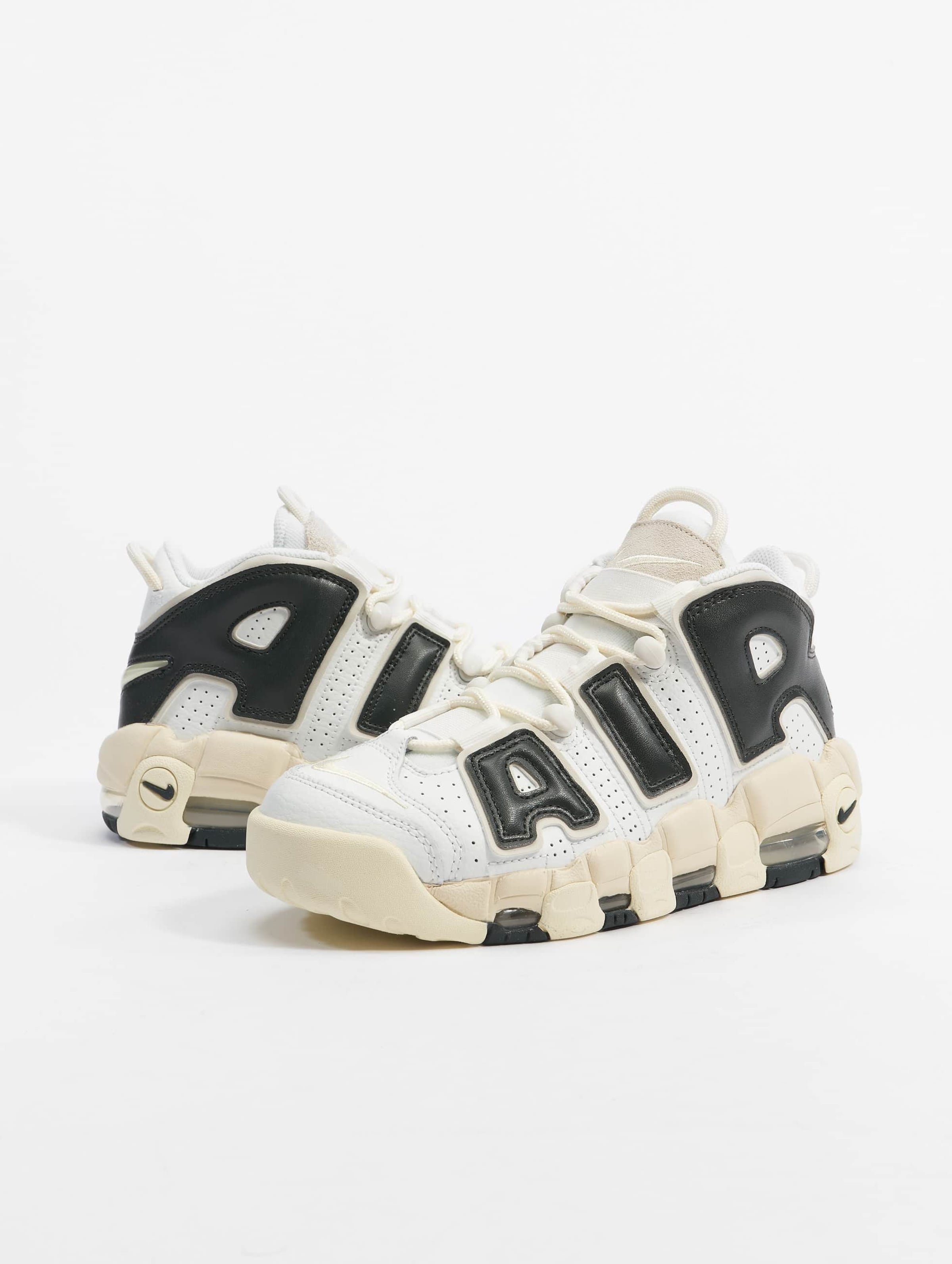 Sepatu nike 2024 air uptempo