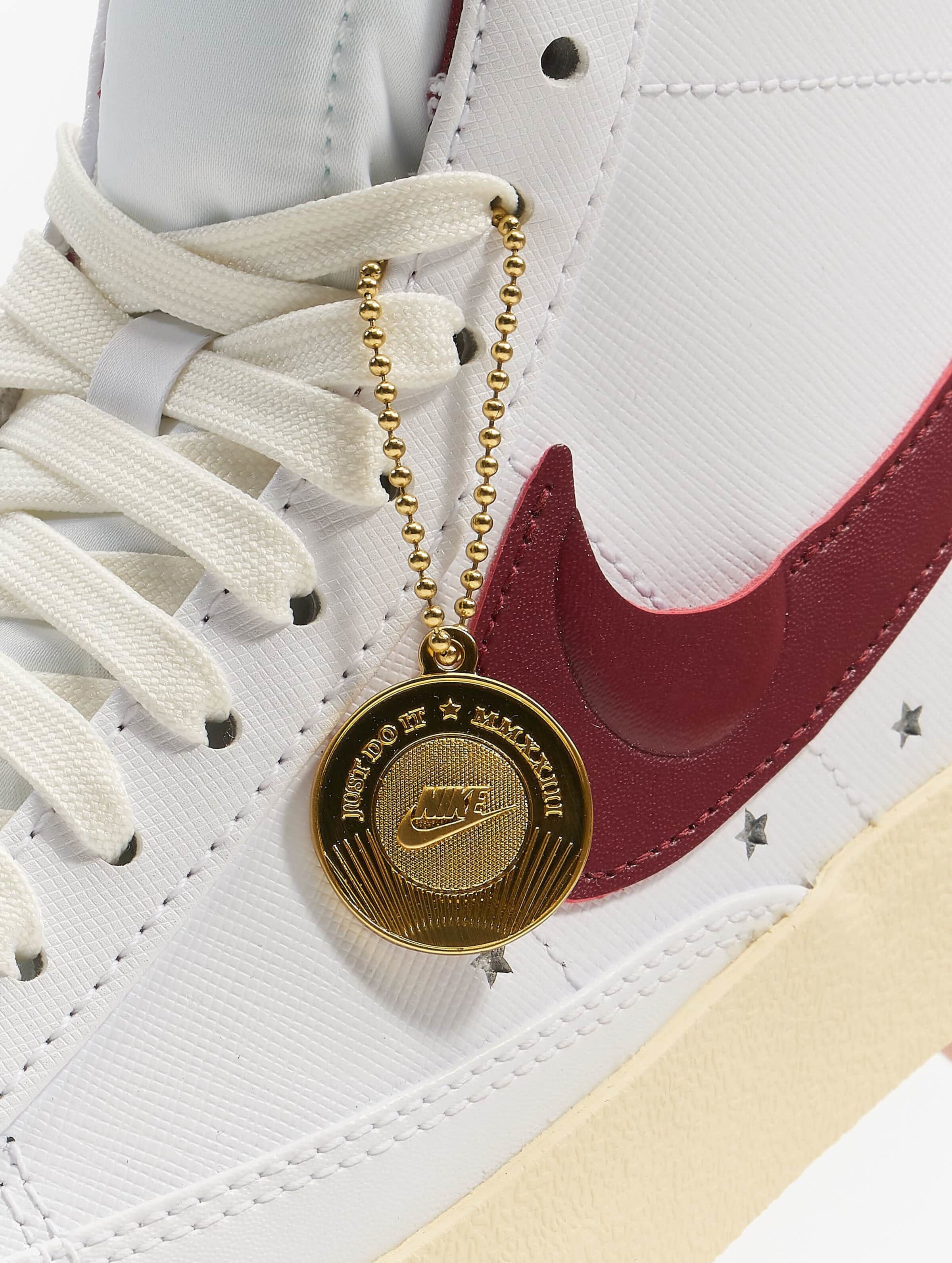 Blazer Mid 77 SE