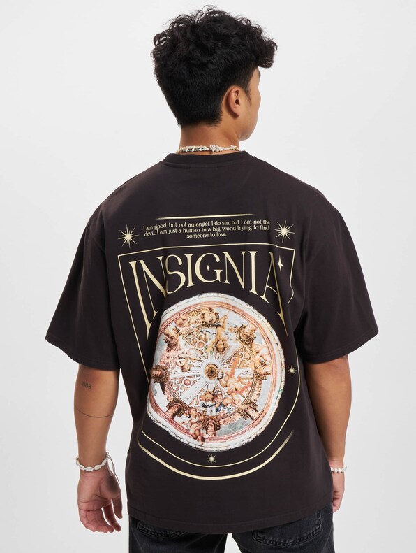 2Y Insignia Oversize Tee-2