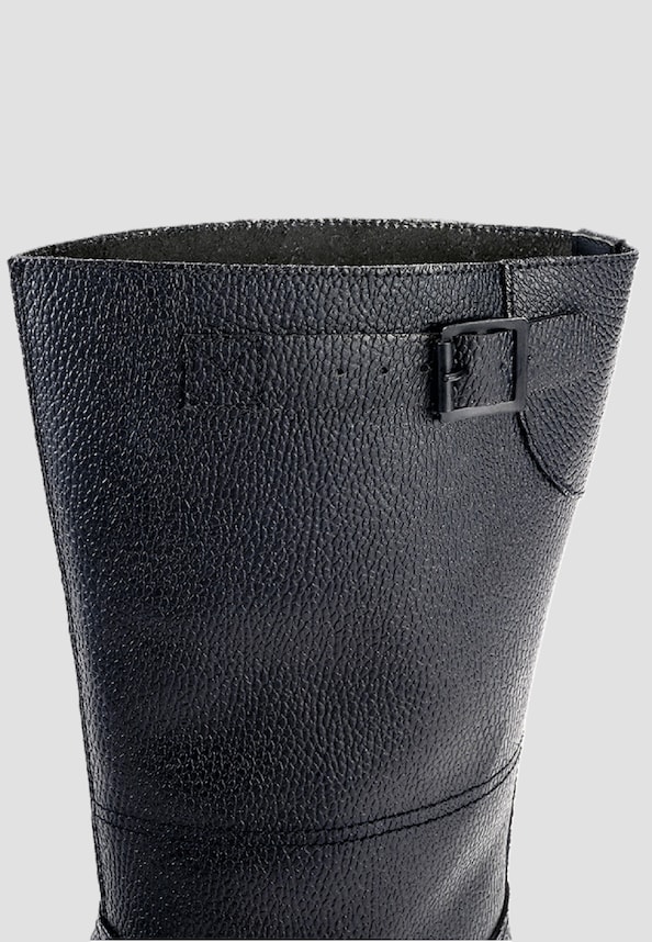 Knobelbecher Boots-2