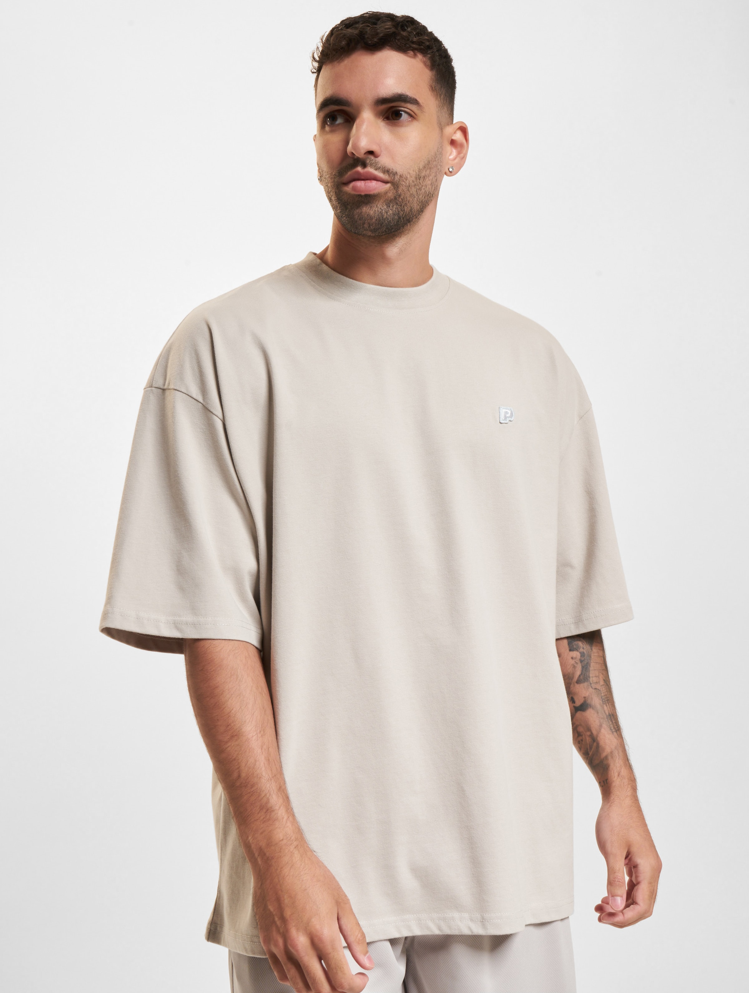 PEGADOR Leono Boxy T-Shirts Männer,Unisex op kleur beige, Maat L