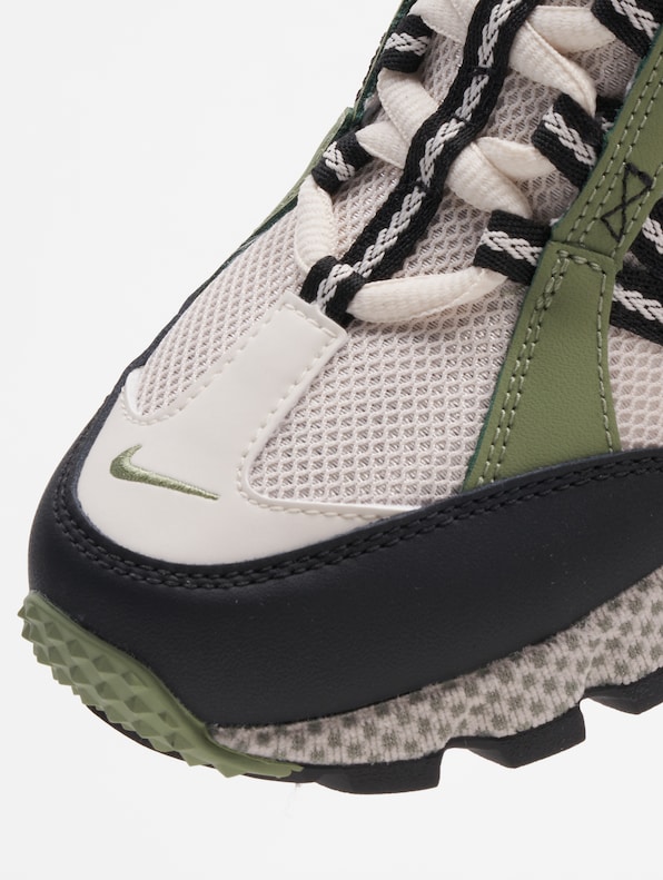 Nike Air Humara Qs Sneakers-6