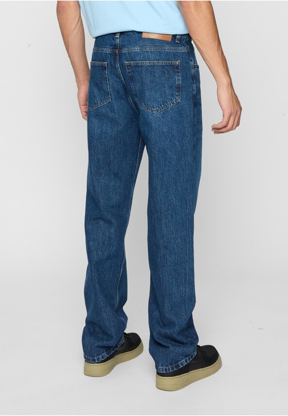 Gabrie Basic Straight Jeans-1