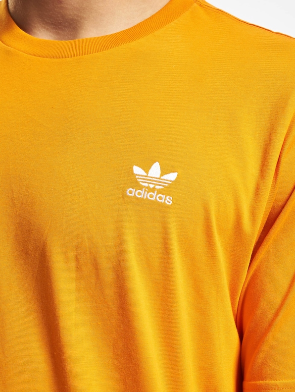 adidas Essential T-Shirt-3