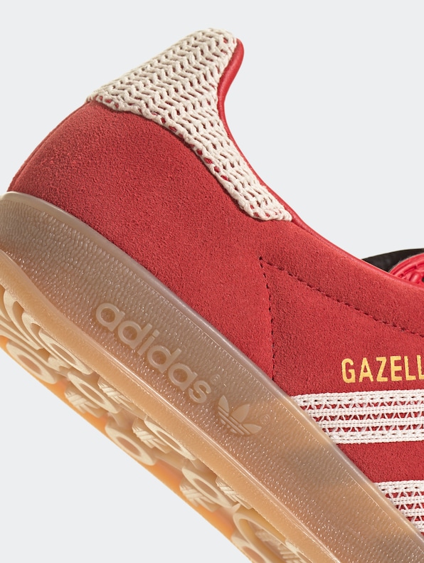 Gazelle Indoor W -7