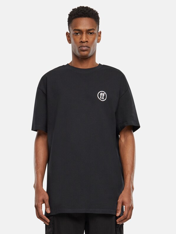 Forgotten Faces Moth Muzzle Oversize T-Shirts-0