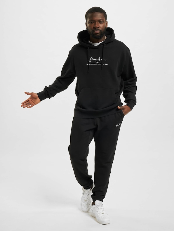 Classic Logo Essential-4