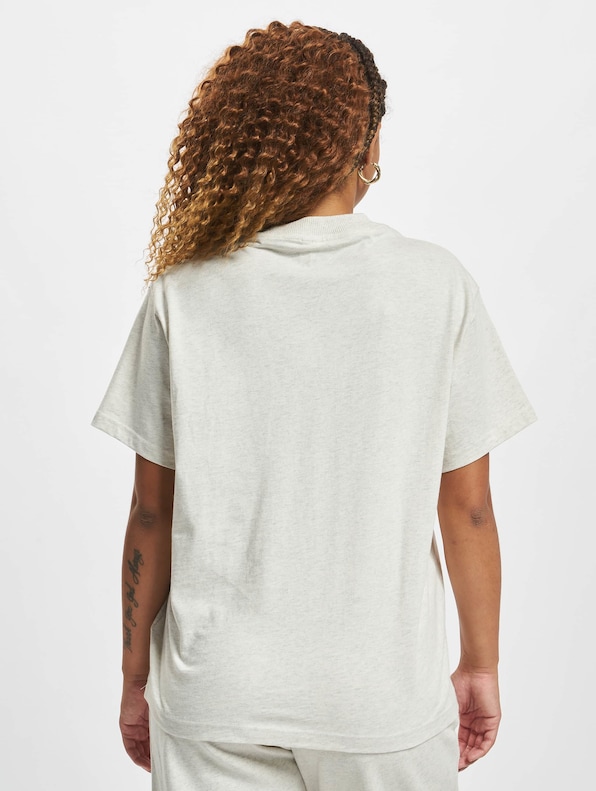 Cl Ae Archive Fit-1