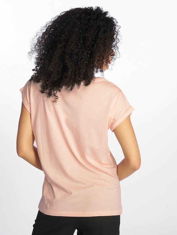 Extended Shoulder-1