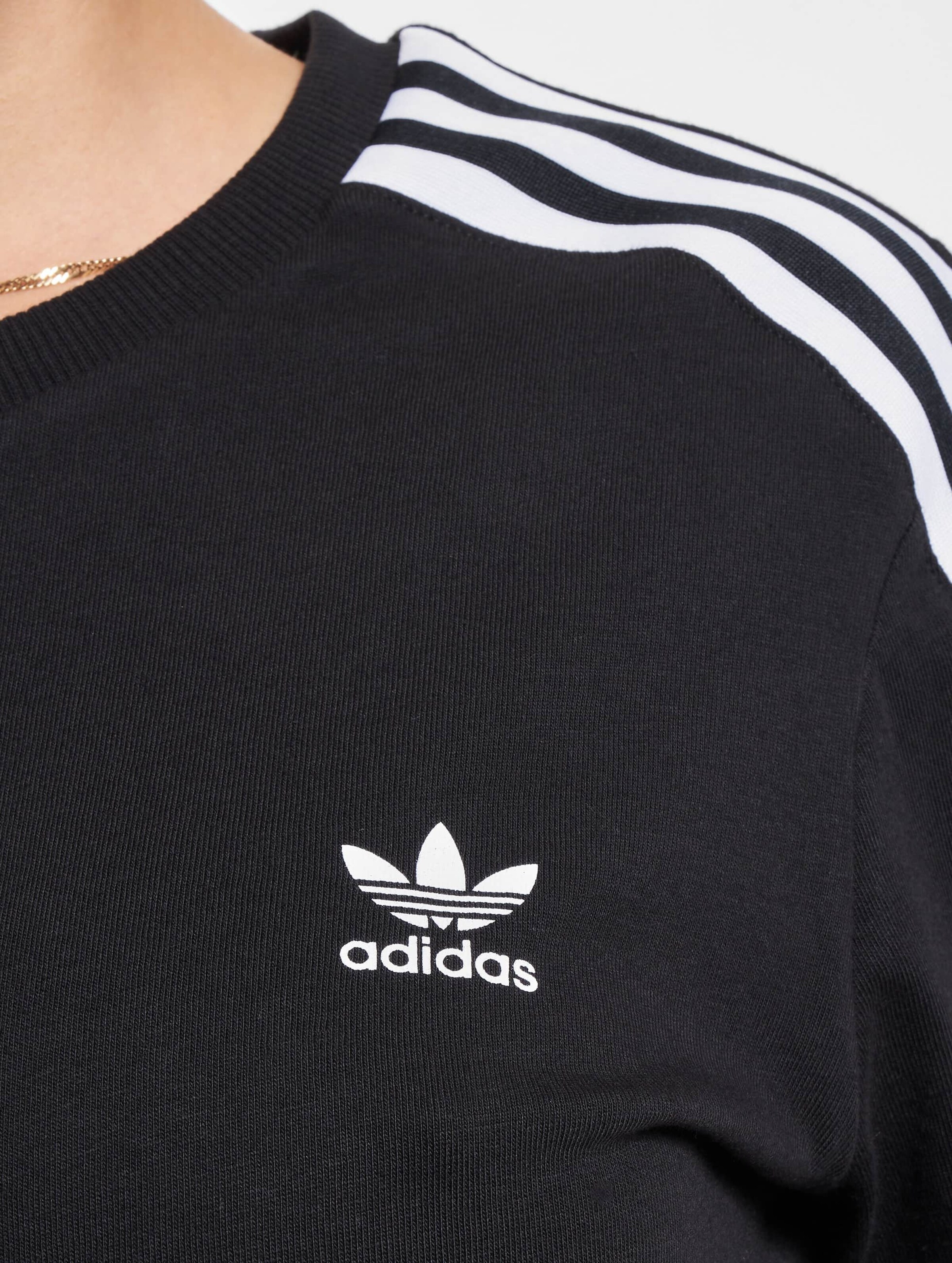 Adidas originals locked on sale up t shirt