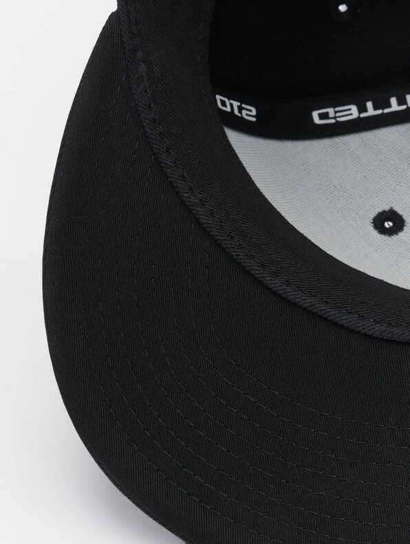  Premium 210 Fitted-2