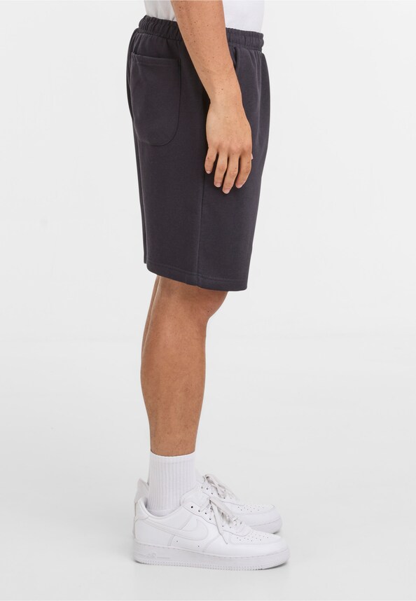 Basic Essential Sweatshorts-3