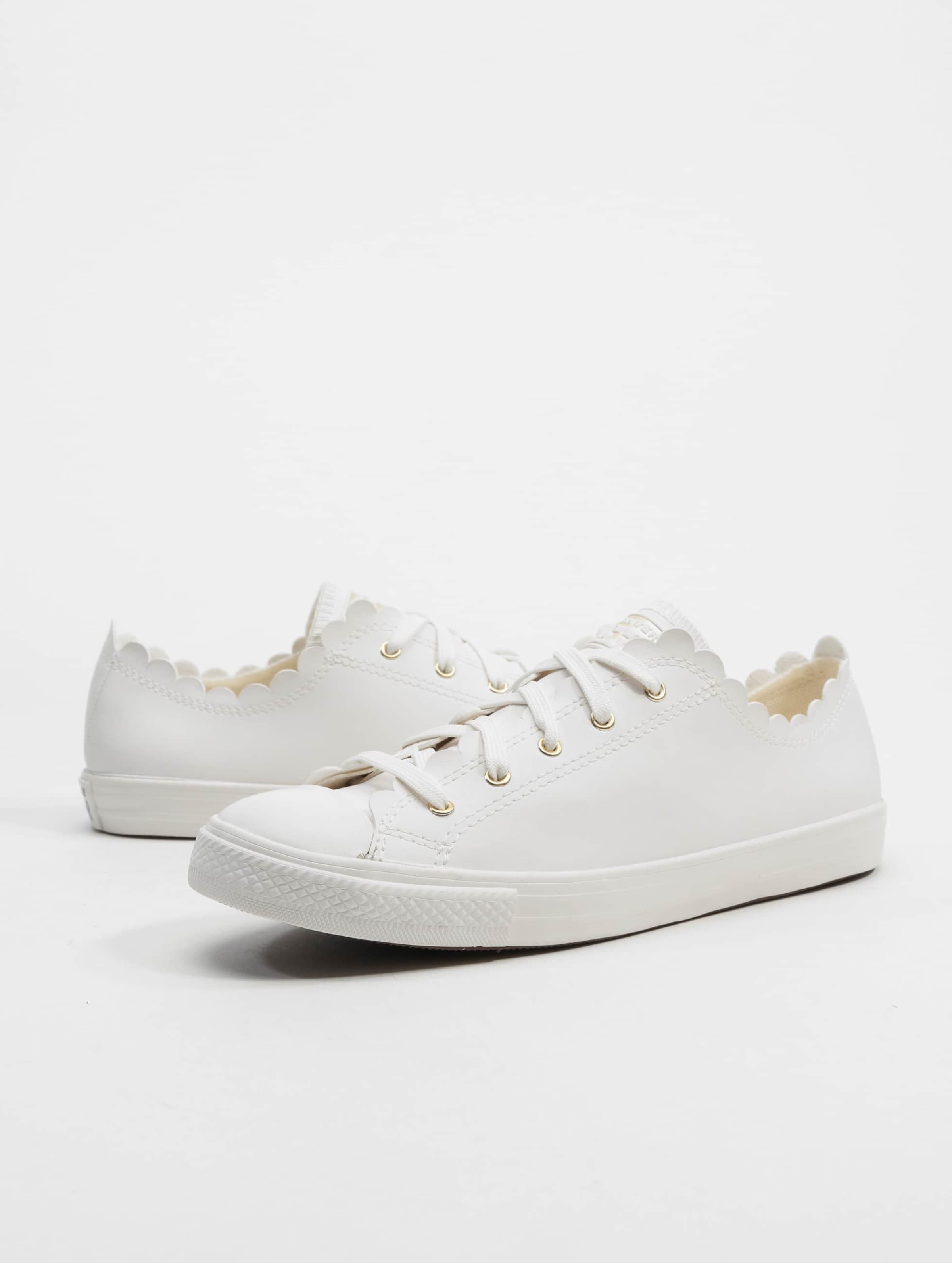 Converse chuck taylor all star dainty on sale