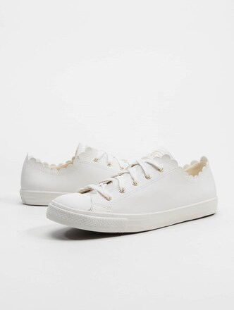 Chuck Taylor All Star Dainty