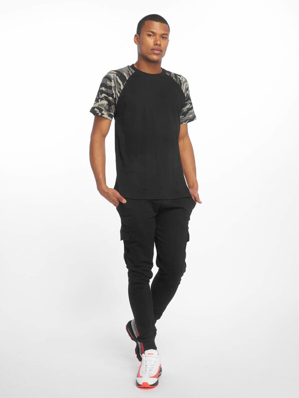 Raglan Contrast Tee-3