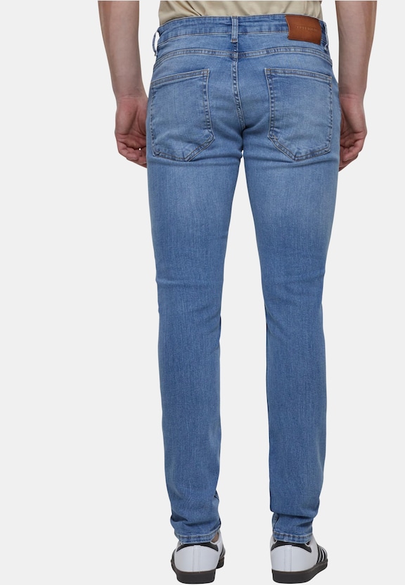 Skinny -1