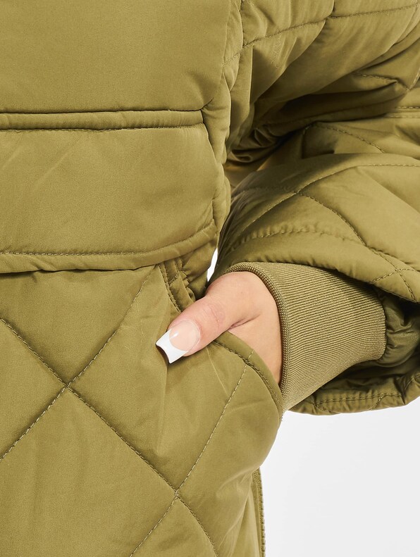 Ladies Oversized Diamond Quilted-5