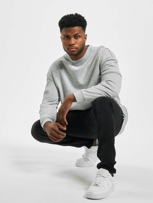 Training Terry Crew-5