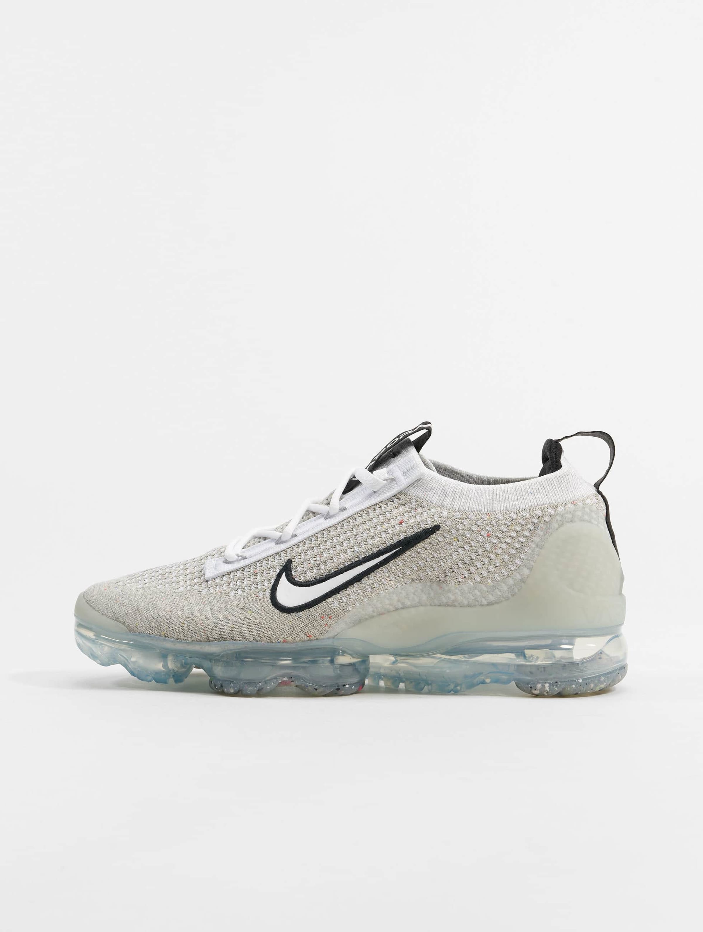 Valentine vapormax clearance