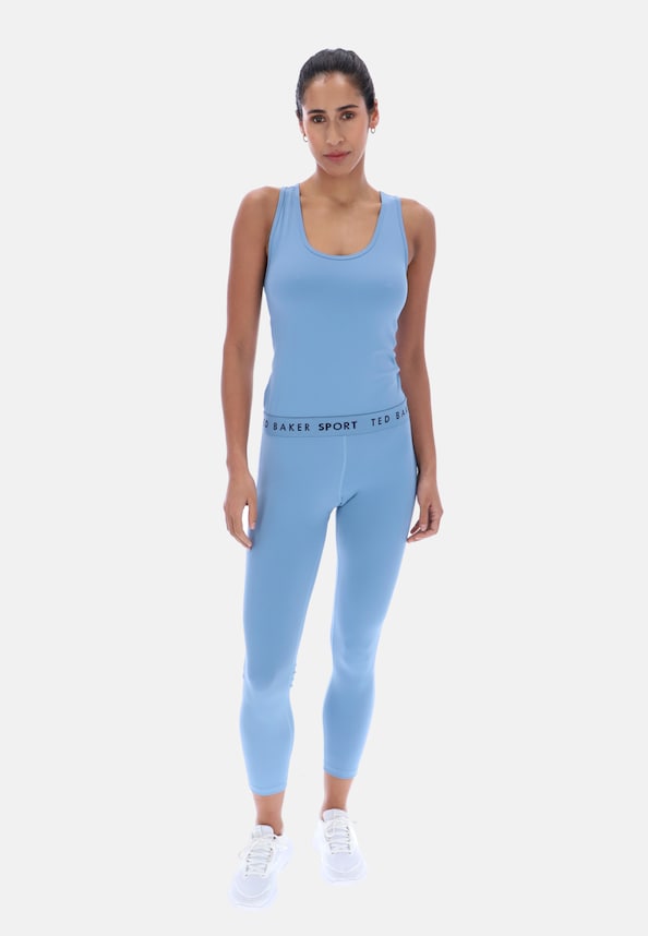RIHANNA ESSENTIALS -4