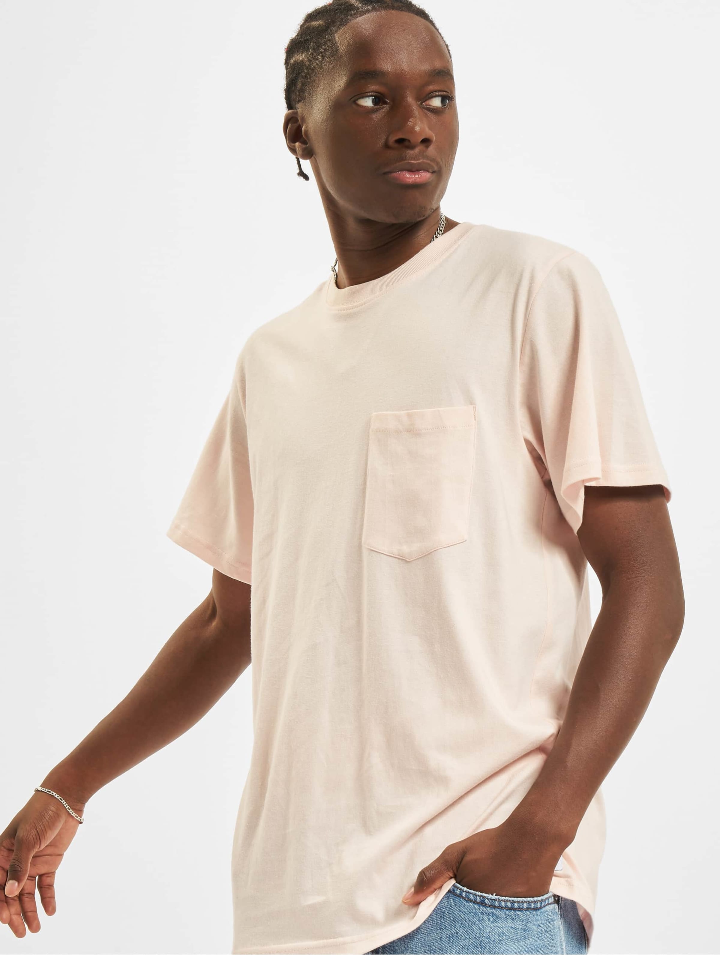 Perfect pocket clearance tee