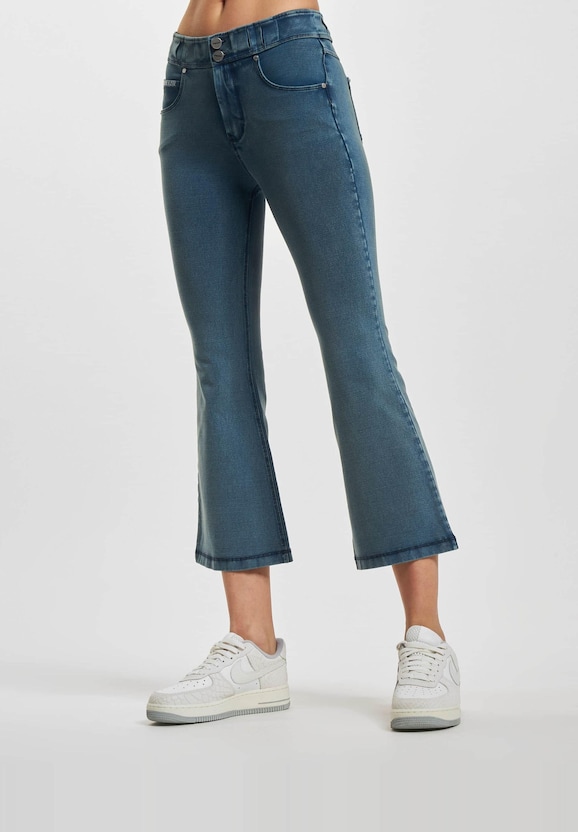 N.O.W. Mittlerer Taillenbund 7/8 Flared Denim Effekt-2
