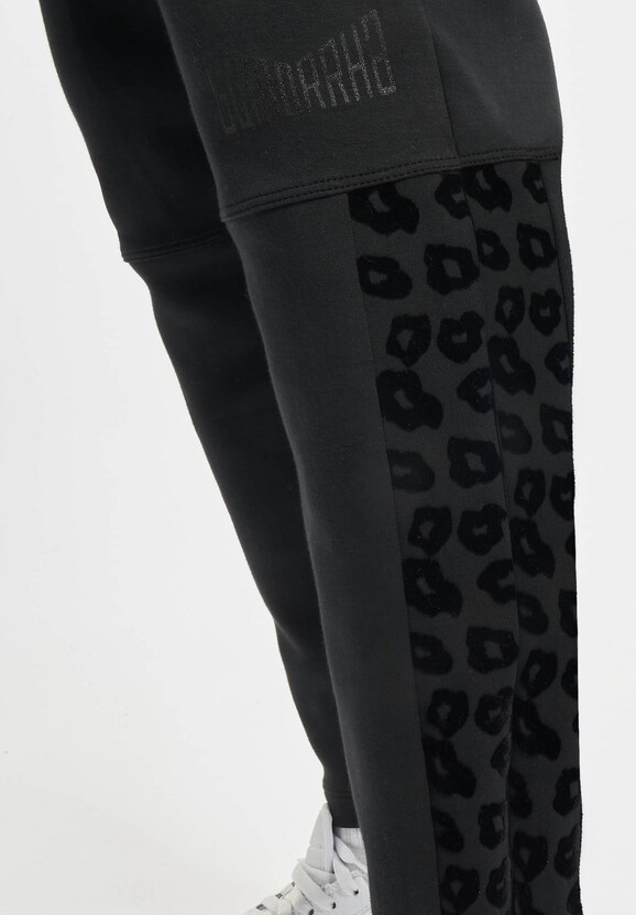 Leo Flockprint-5