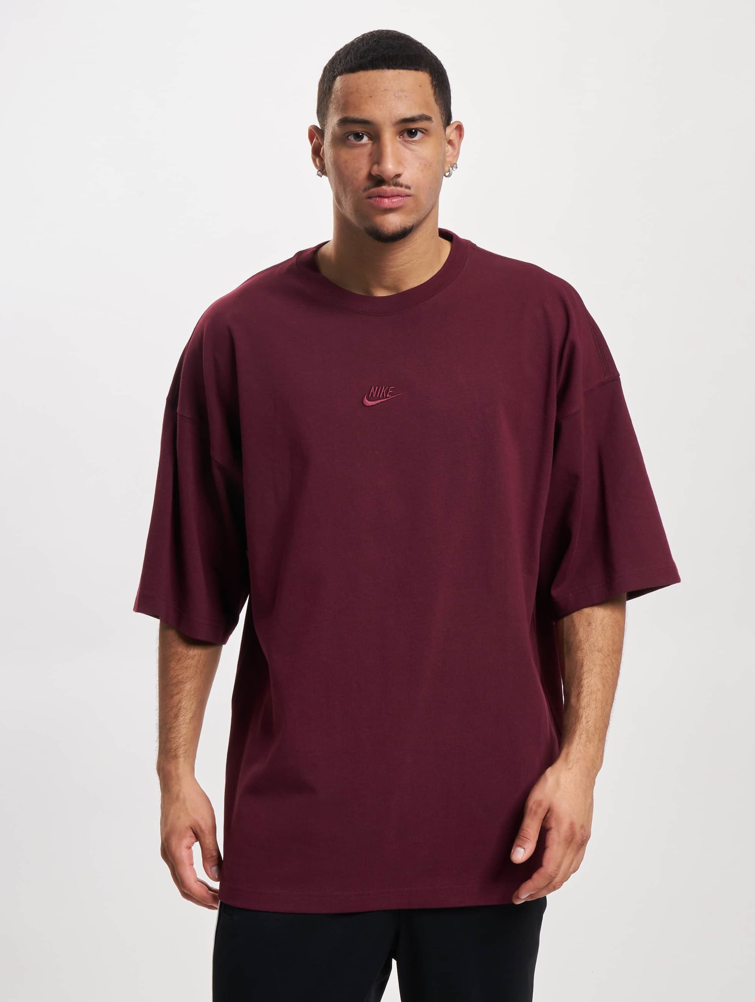 Oversized shirt nike hotsell