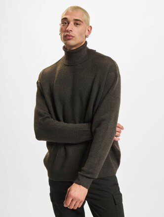 Oversized Roll Neck 