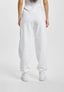 white_28390