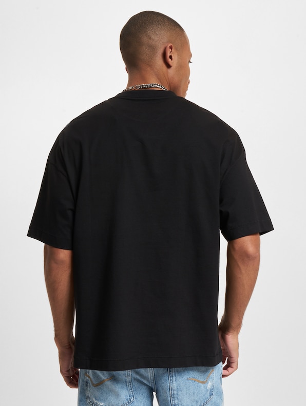 Sequoia Graphic Chest-1