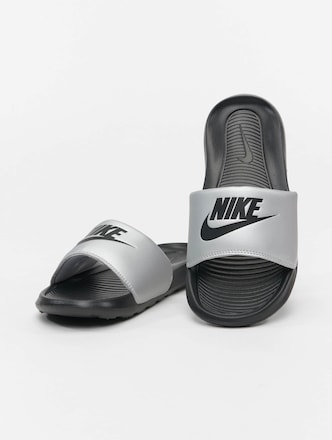 Nike Victori One Sandals Black/Black/Metallic