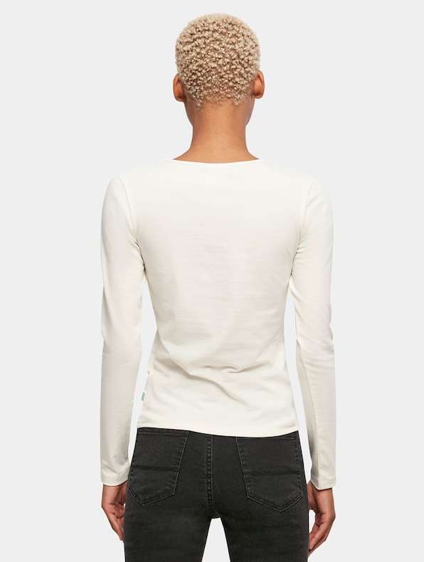 Ladies Crossed Cut Out-1