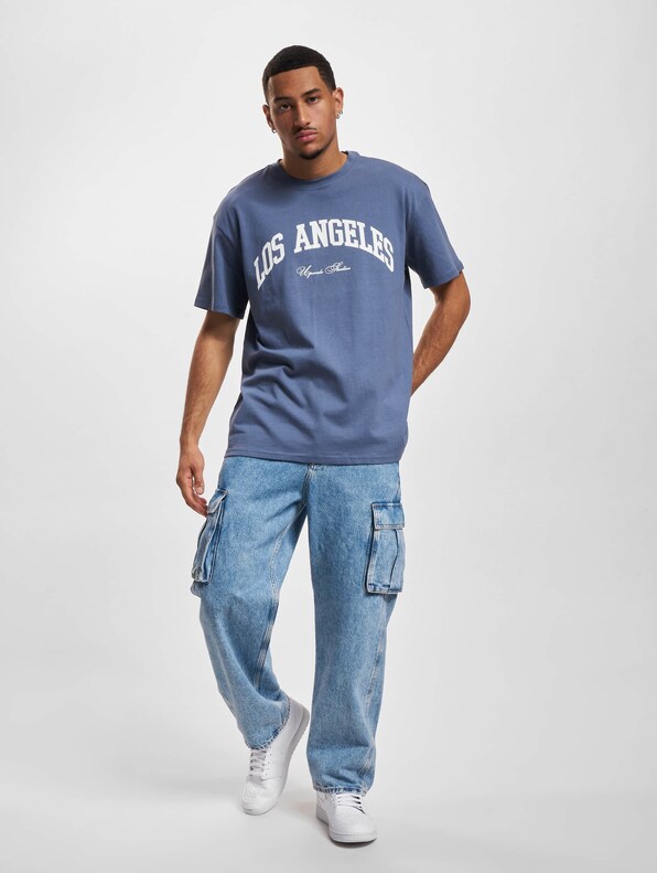 L.A. College Oversize Tee-4