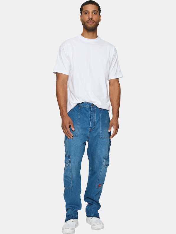 Worker Cut Off -2