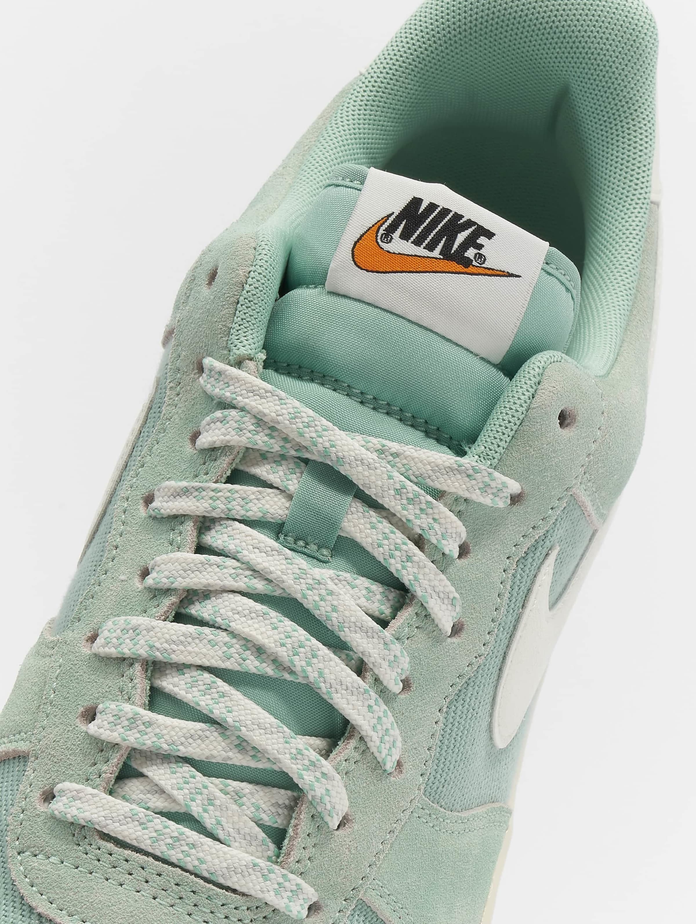 Nike air force on sale 1 07 green suede