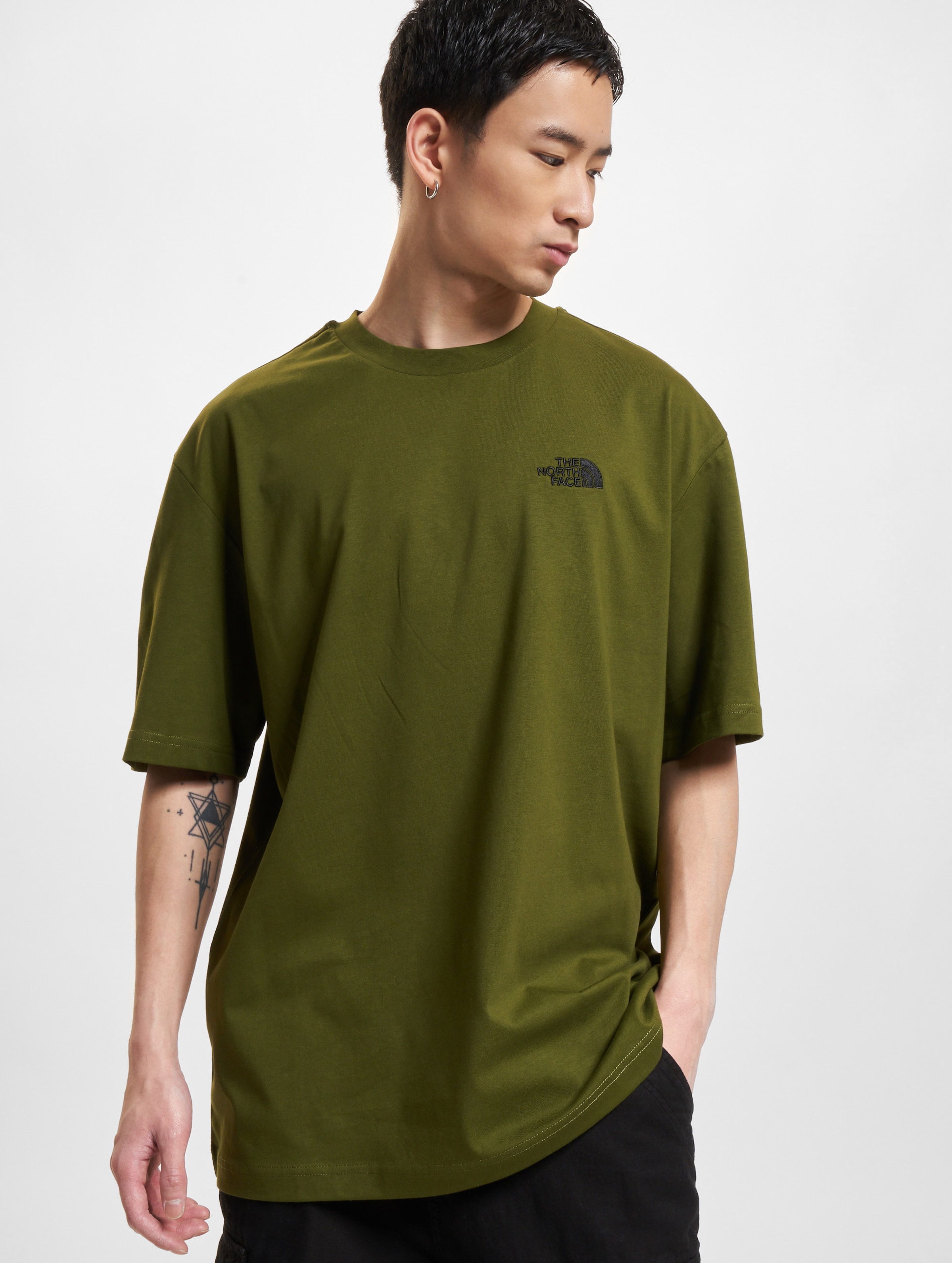 The North Face Essential Oversize T-Shirts Mannen op kleur groen, Maat S