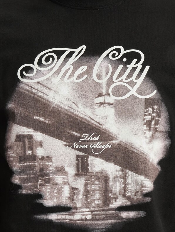 The City Oversize-3
