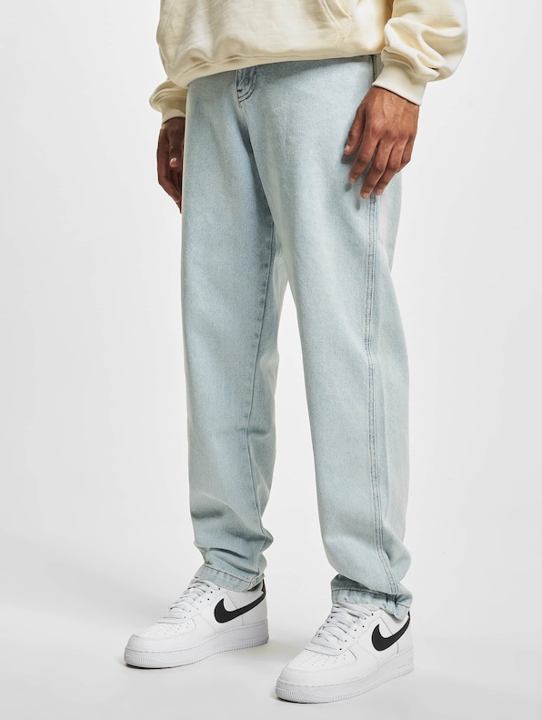Tapered Loose Fit -2