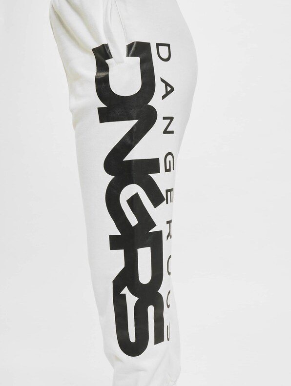 Classic Sweatpants-4