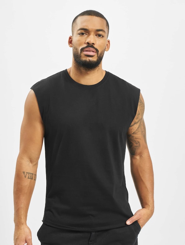 Open Edge Sleeveless-3