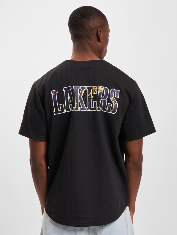 New Era T-Shirt-1