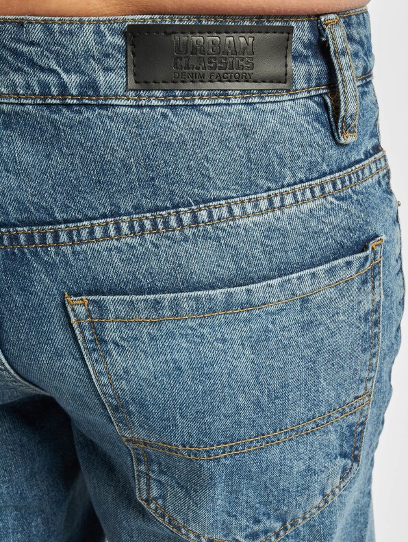 Loose Fit-3