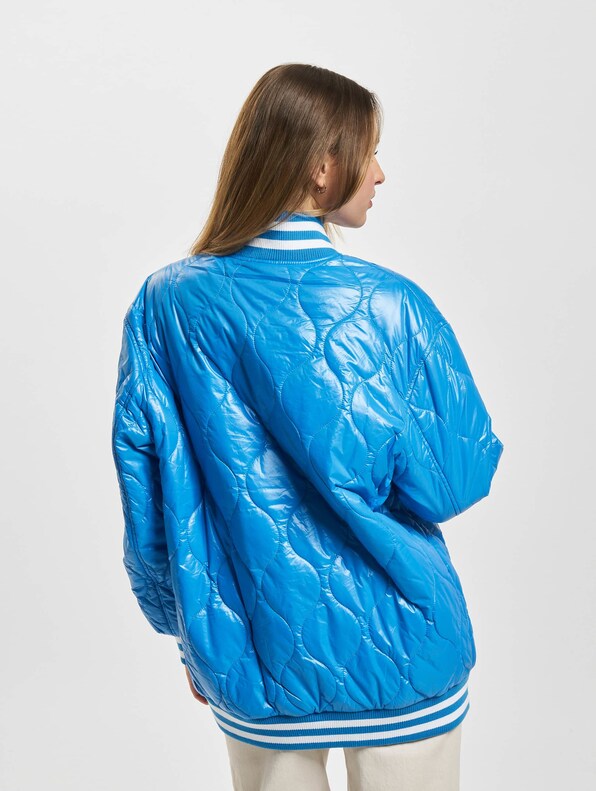 Shiny Oversized Quilt -1