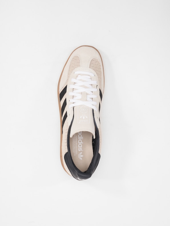 Gazelle Indoor -6