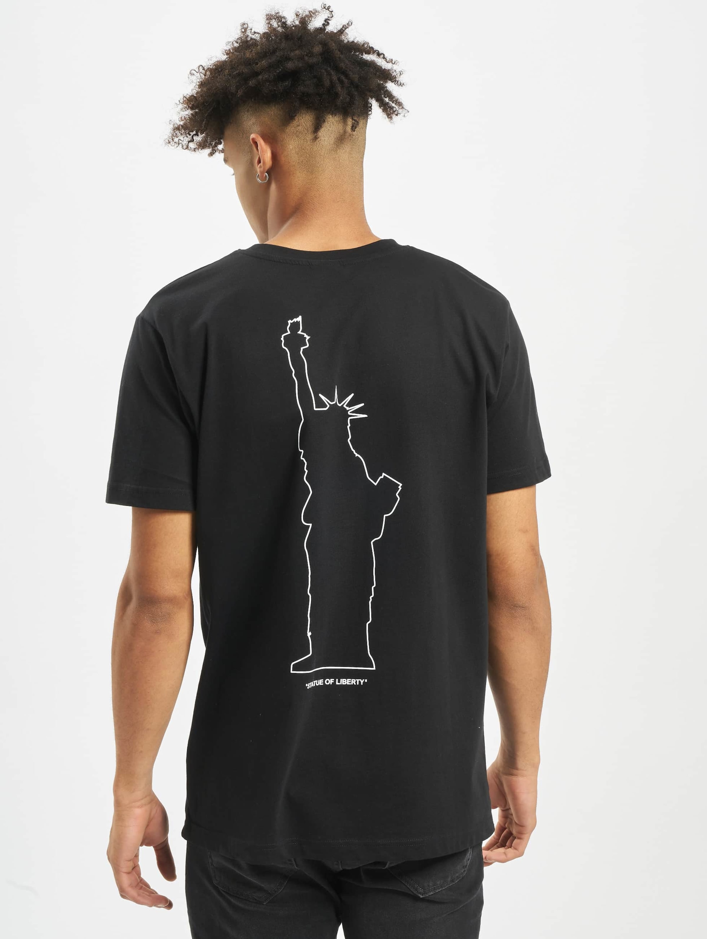 T shirt store nike statue liberty