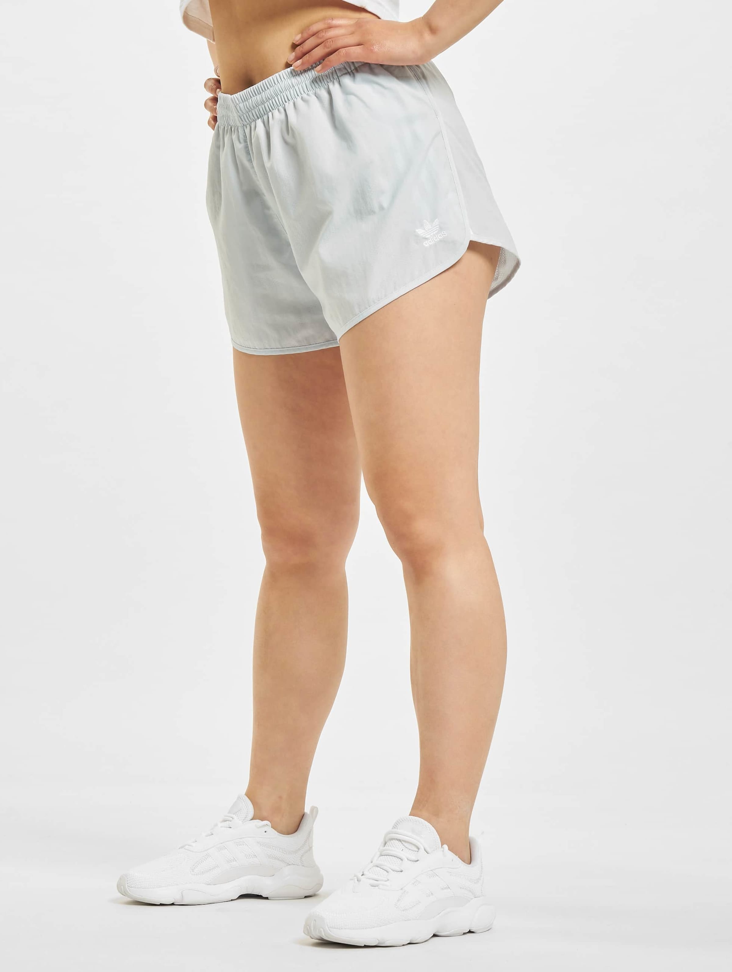 adidas Originals Adidas 3 Stripes Shorts Halo Vrouwen op kleur wit, Maat 30
